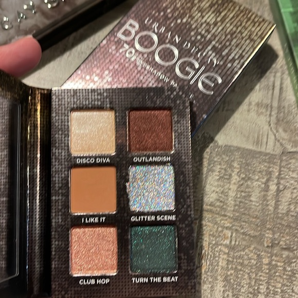 💋3 Urban Decay Shadow Palettes 💋 - Picture 4 of 5